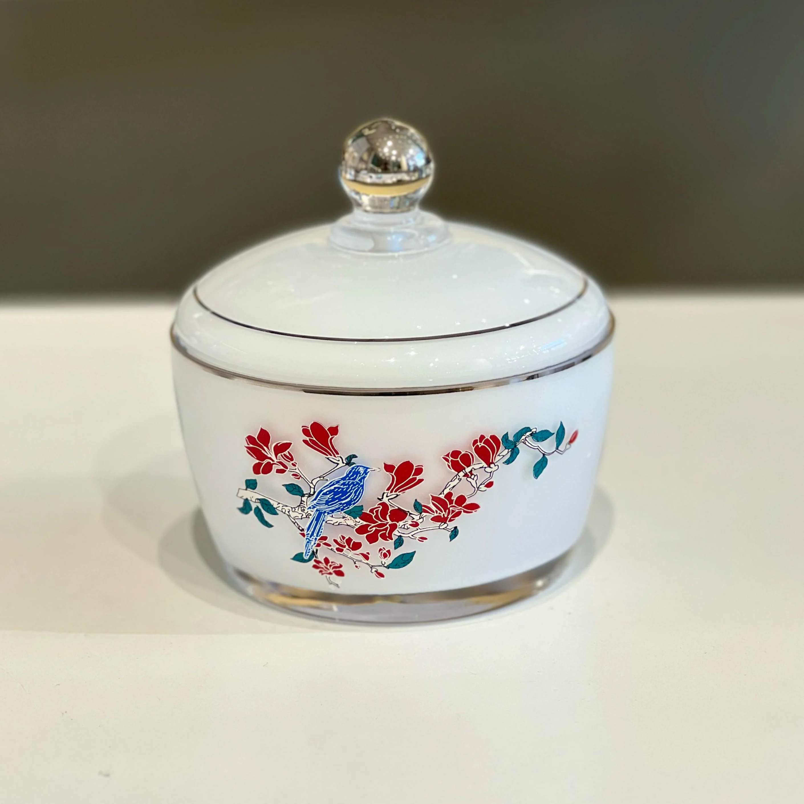 تمرية بيرد من سوليتير، لون أبيض وفضي متعدد الألوان