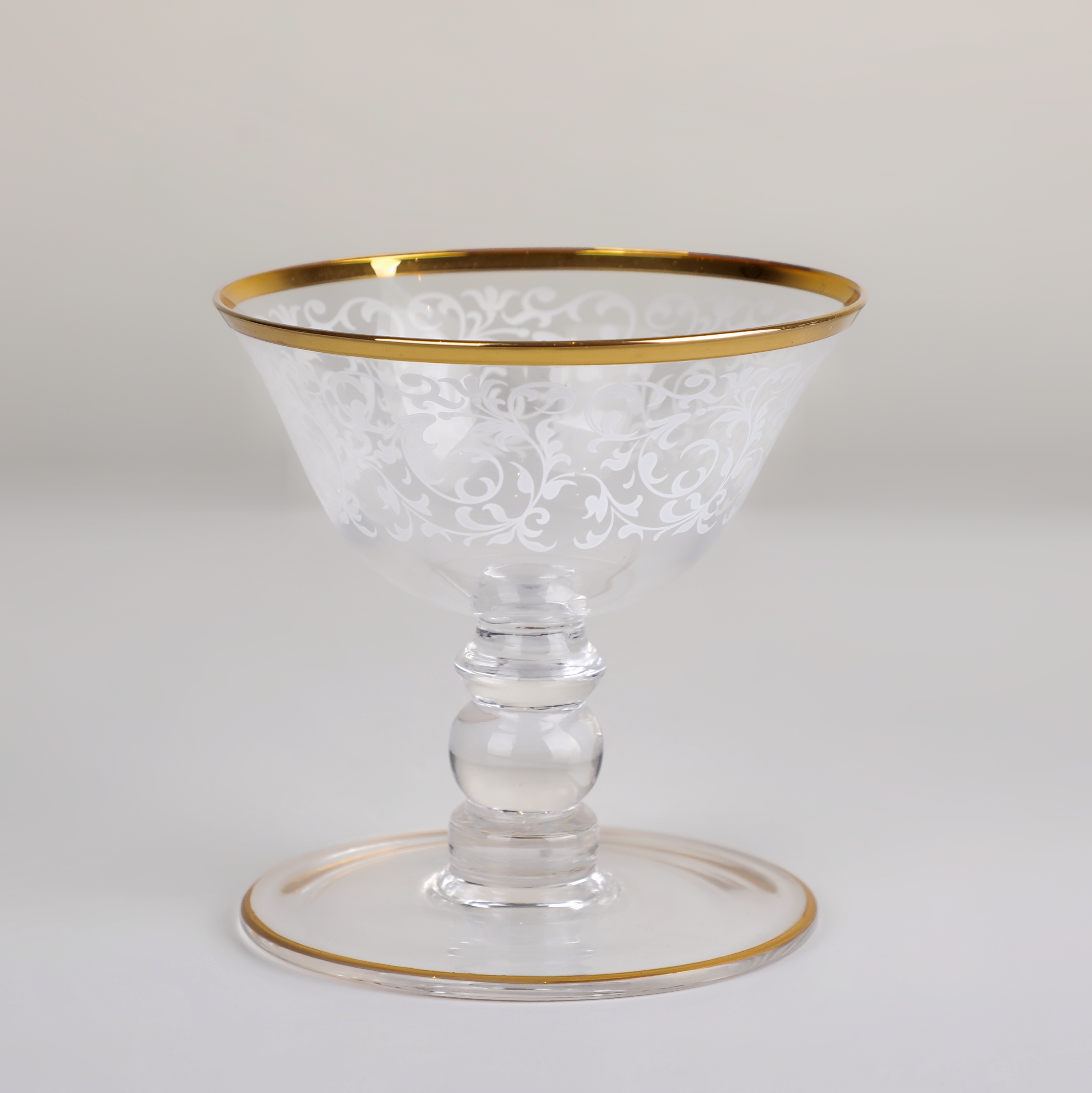 طقم كاسات حلا من سوليتير، بنقوش بيضاء، طقم مكون من 6 قطع